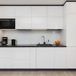 Comfy Kapitanska & Parking & Balcony By Renters