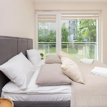 Comfy Kapitanska & Parking & Balcony By Renters 아파트 그디니아