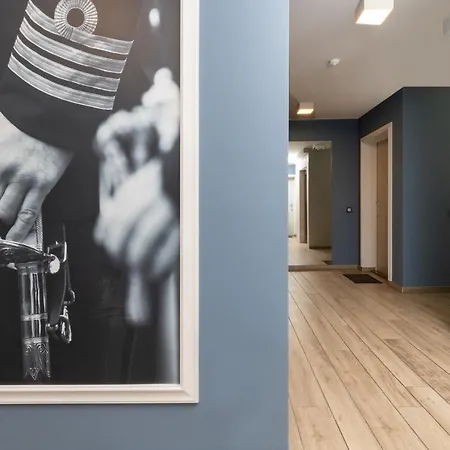 Apartment Comfy Kapitanska & Parking & Balcony By Renters
