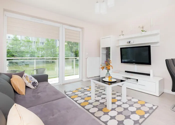 Comfy Kapitanska & Parking & Balcony By Renters Apartment Gdynia