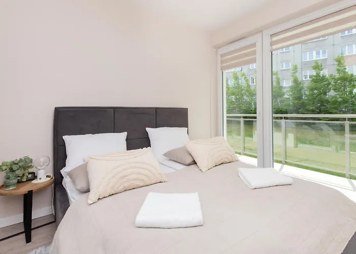 Lejlighed Comfy Kapitanska & Parking & Balcony By Renters